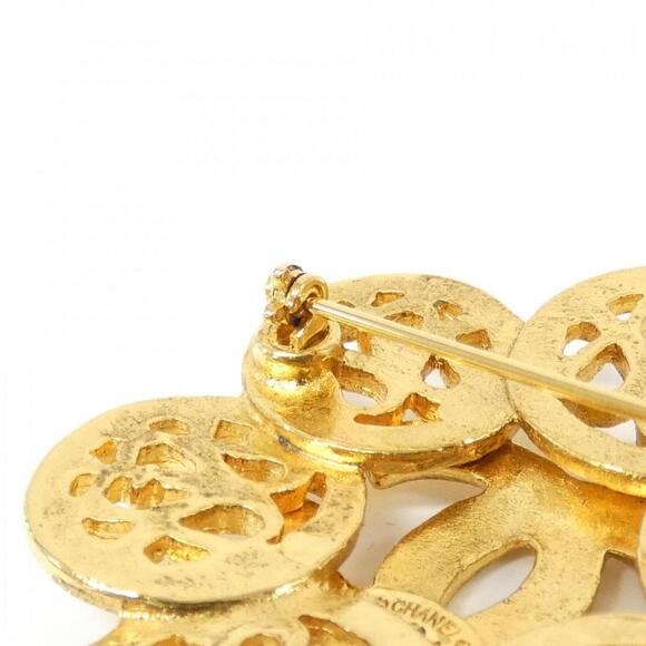 CHANEL Gold Brooch - Picture 3 of 3